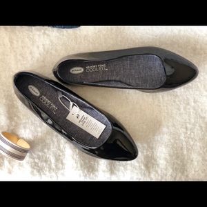 Dr. Scholl’s Wide Memory Foam Black Flats Size 10